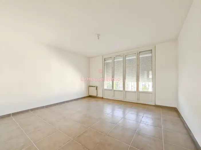 Appartement 3 pièces de 60 m² - Cavaillon (84300)