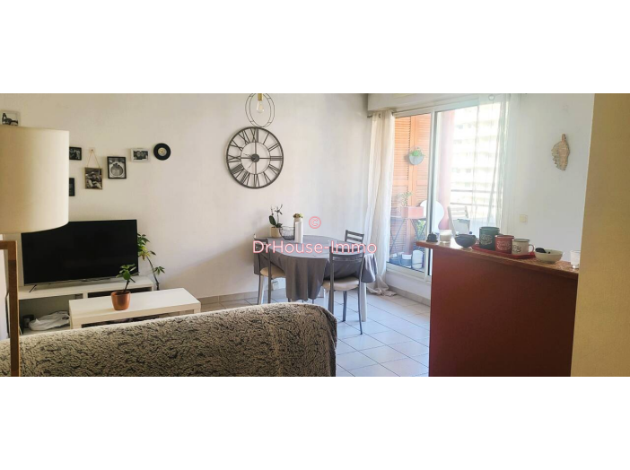 Appartement 3 pièces de 59 m² - Marseille (13005)