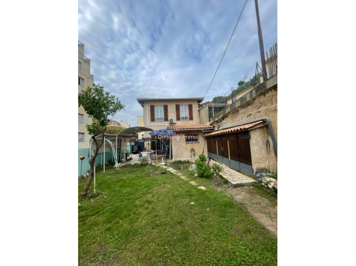 Maison 4 pièces de 85 m² - Nice (06000)