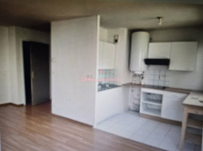 Appartement 2 pièces de 38 m² - Roubaix (59100)