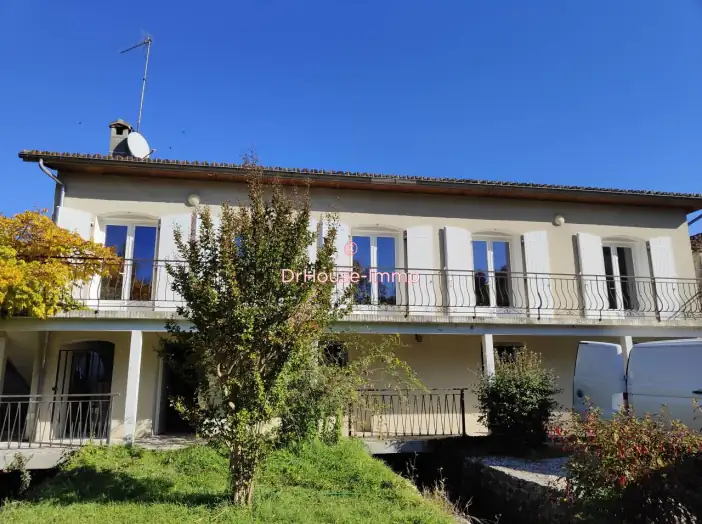 Maison 4 pièces de 118 m² - Champniers (16430)