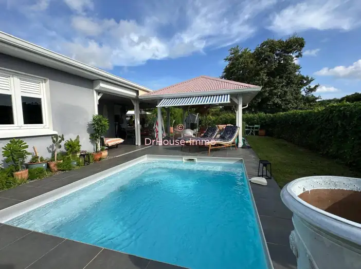 Maison 4 pièces de 90 m² - Vauclin (97280)
