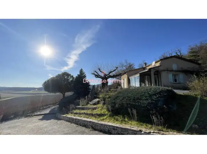 Maison 7 pièces de 110 m² - Vaunaveys-la-Rochette (26400)