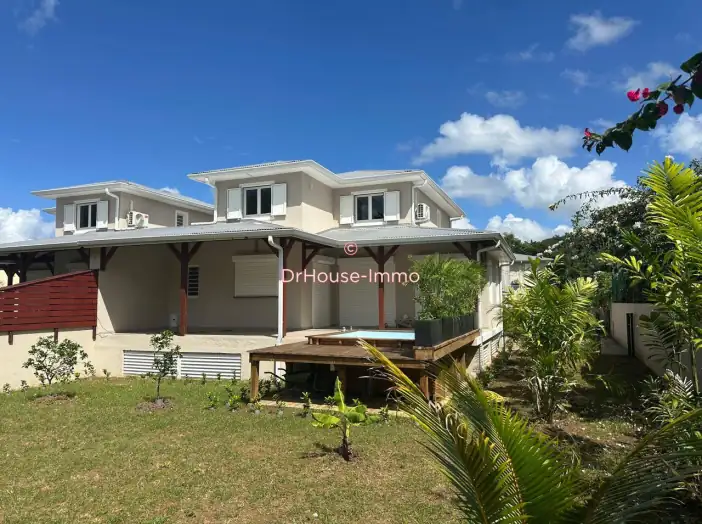 Maison 5 pièces de 117 m² - Trois-Îlets (97229)