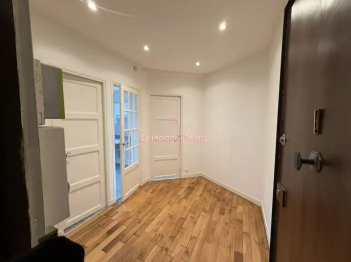 Appartement 2 pièces de 44 m² - Les Lilas (93260)