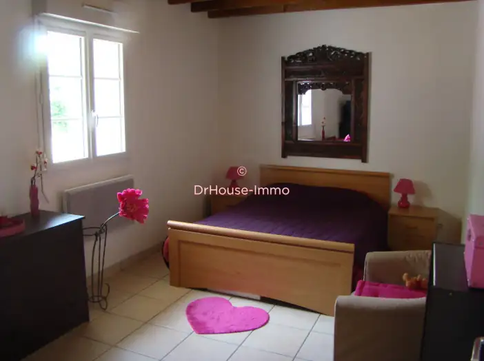 Maison 5 pièces de 96 m² - Nemours (77140)