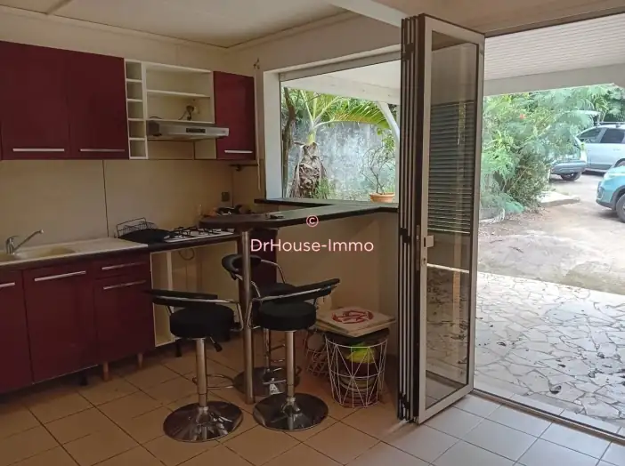 Appartement 2 pièces de 35 m² - Robert (97231)