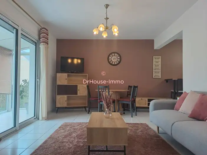 Maison 6 pièces de 70 m² - Truyes (37320)