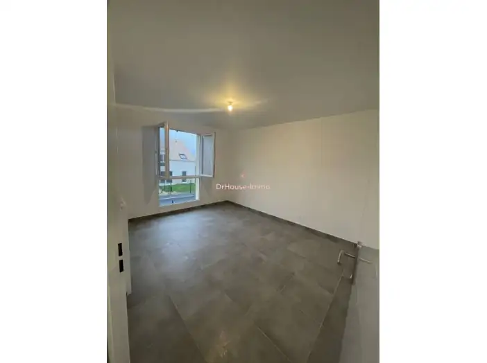 Appartement 2 pièces de 45 m² - Buchelay (78200)