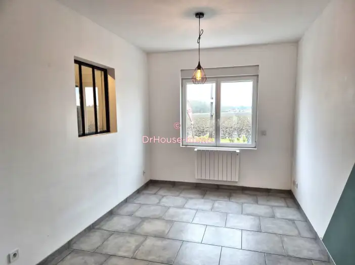 Maison 5 pièces de 80 m² - Thumeries (59239)