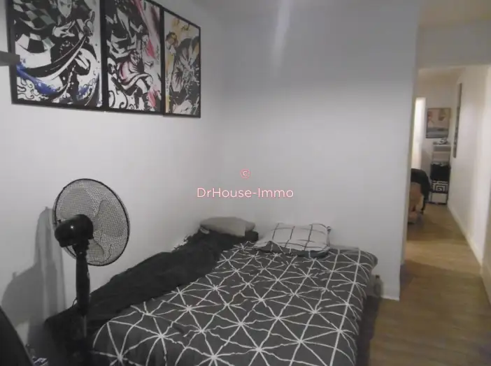 Appartement 2 pièces de 27 m² - Angoulême (16000)