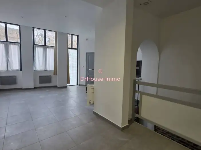 Appartement 1 pièce de 35 m² - Lille (59800)