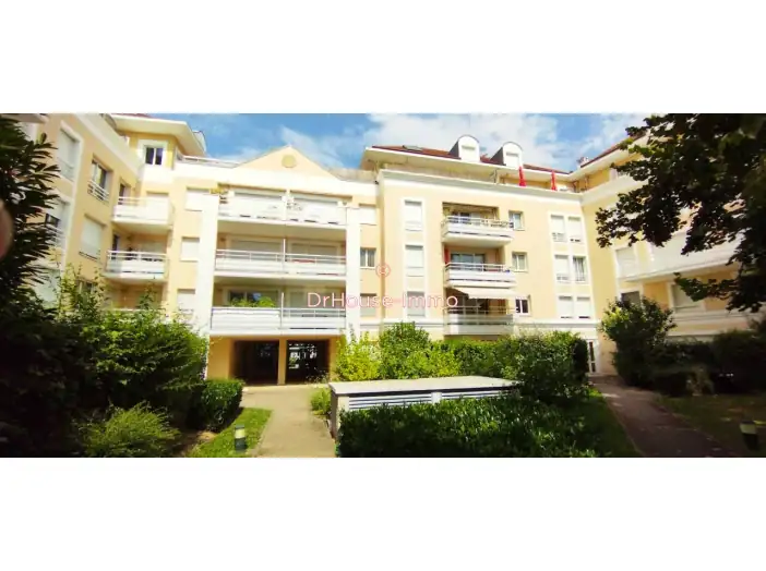 Appartement 3 pièces de 65 m² - Carrières-sur-Seine (78420)