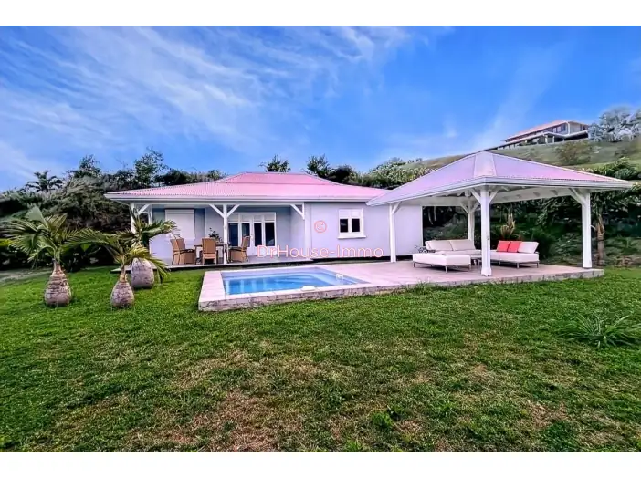 Maison 4 pièces de 90 m² - Vauclin (97280)