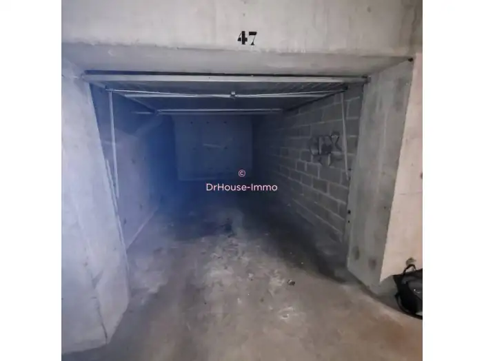 Parking / Box de 15 m² - Clermont-Ferrand (63000)