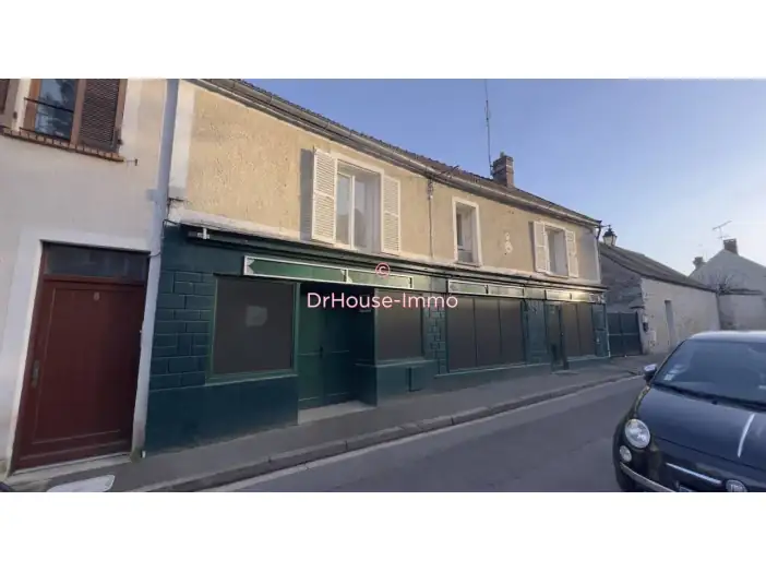 Commerce 3 pièces de 38 m² - Lardy (91510)