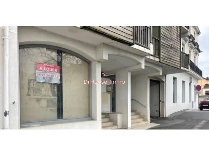 Commerce de 43 m² - Dax (40100)