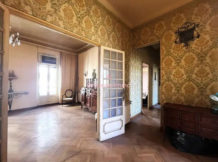 Appartement 4 pièces de 87 m² - Marseille (13005)