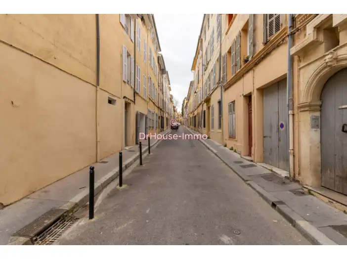 Appartement 2 pièces de 54 m² - Aix-en-Provence (13100)