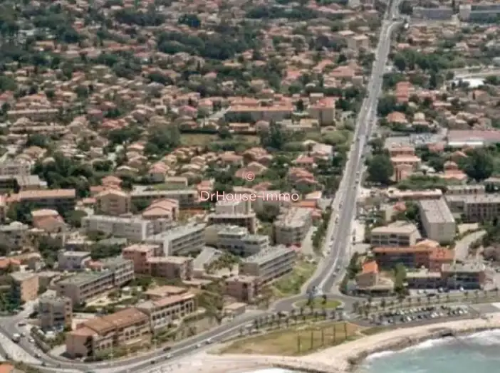 Maison 6 pièces de 139 m² - Six-Fours-les-Plages (83140)