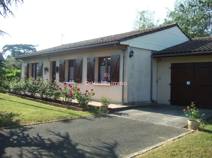 Maison 4 pièces de 93 m² - Yvrac (33370)