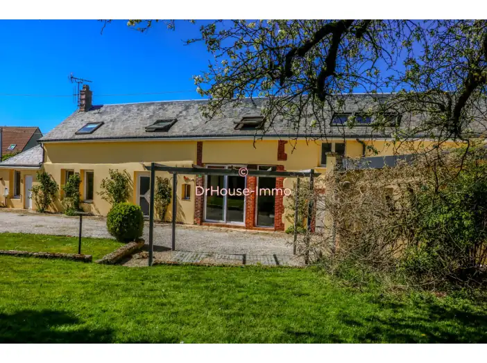 Maison 7 pièces de 217 m² - Dammarie (28360)