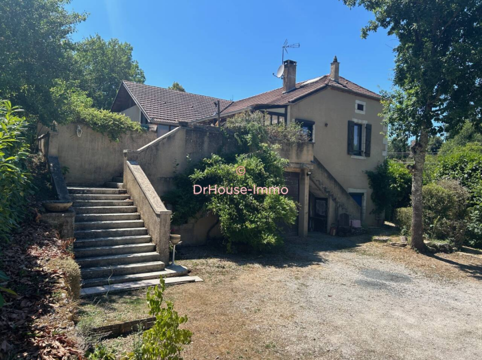 Maison de 232m² - 9 pièces