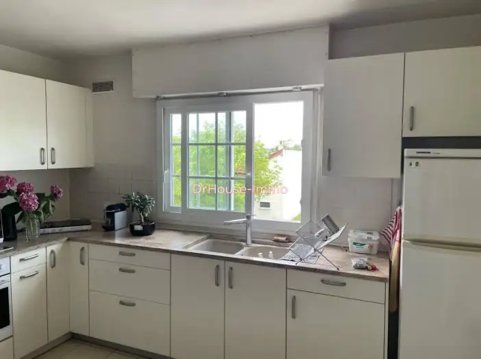 Immeuble 7 pièces de 286 m² - Villiers-sur-Orge (91700)