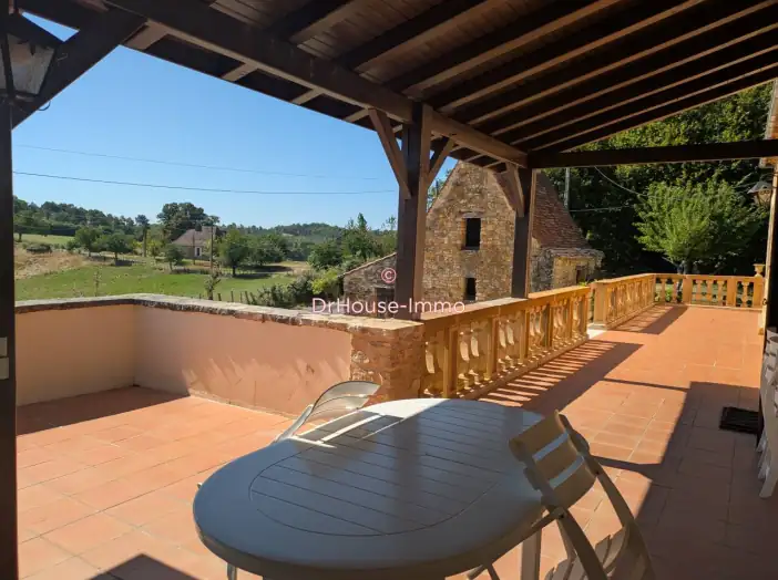 Maison 7 pièces de 188 m² - Saint-Pompont (24170)