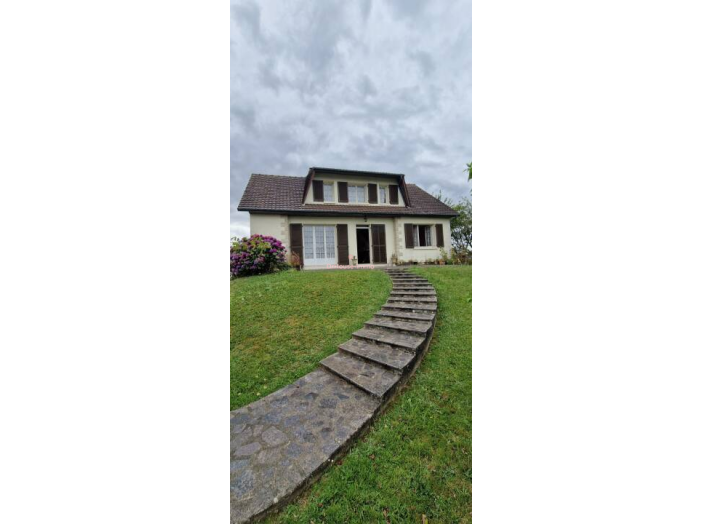 Maison de 138m² - 10 pièces