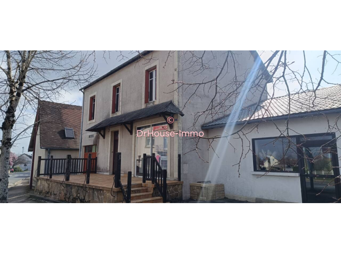 Maison de 100m² - 9 pièces
