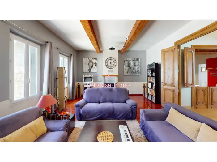 Maison 10 pièces de 240 m² - La Palme (11480)