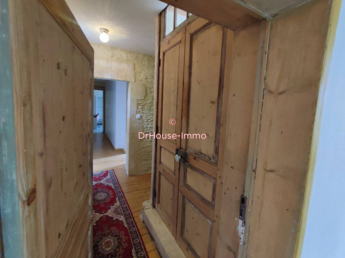 Maison de 255m² - 9 pièces