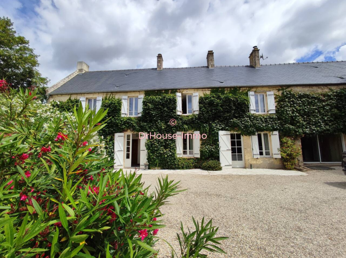 Maison de 255m² - 9 pièces