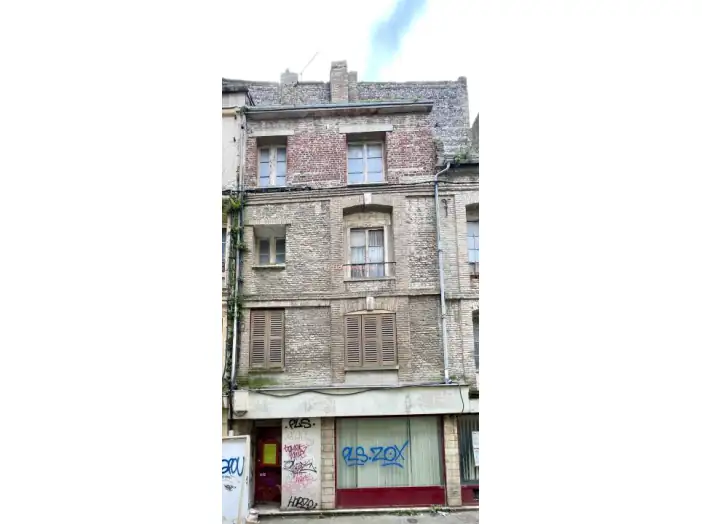 Immeuble 5 pièces de 70 m² - Dieppe (76200)