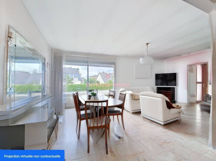 Maison 4 pièces de 150 m² - Saint-Hilaire-du-Harcouët (50600)