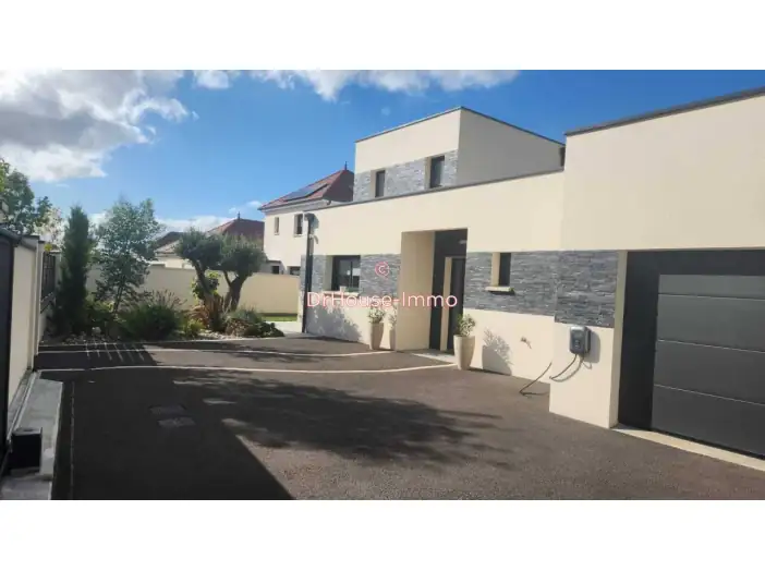 Maison 6 pièces de 155 m² - Bréviandes (10450)