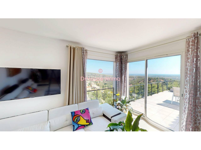 Maison de 200m² - 9 pièces