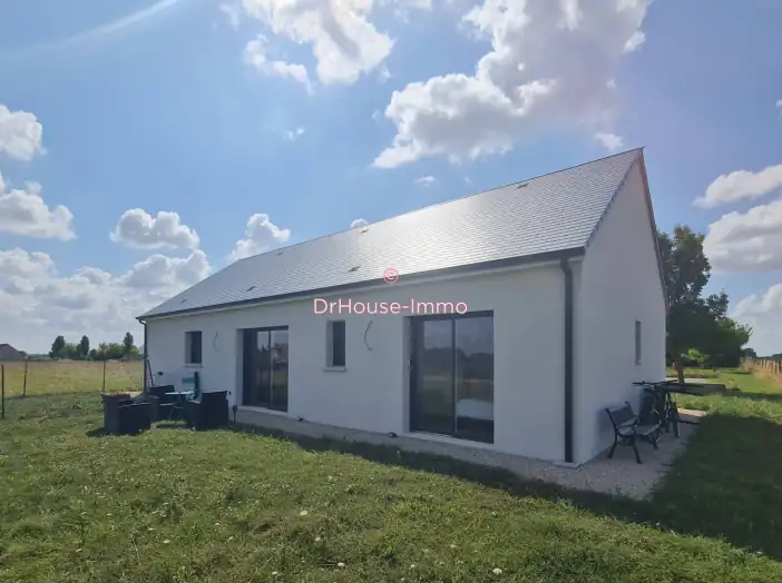 Maison 4 pièces de 93 m² - Prunay-Cassereau (41310)