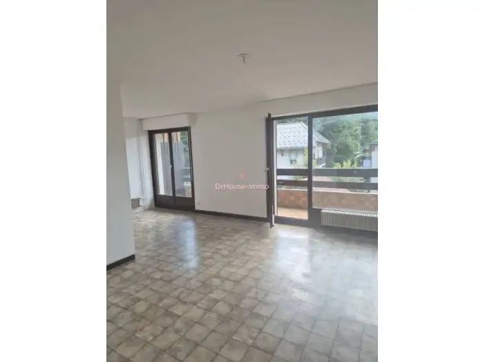 Appartement 5 pièces de 93 m² - Saint-Gervais-les-Bains (74190)