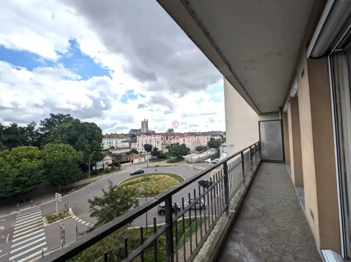 Appartement 2 pièces de 49 m² - Troyes (10000)