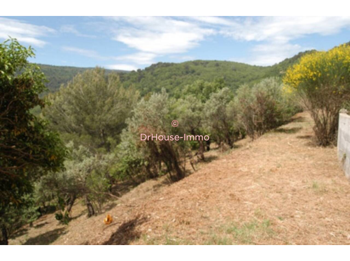 Terrain de 1502m²