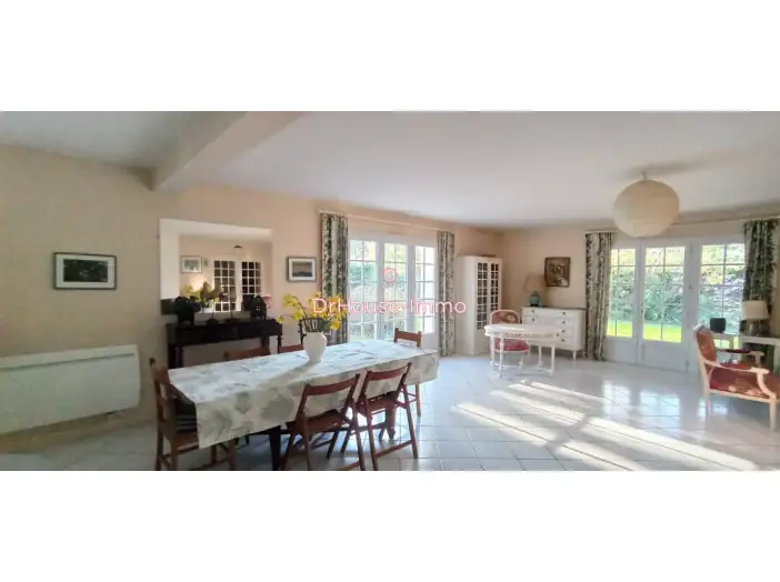 Maison 7 pièces de 174 m² - La Faute-sur-Mer (85460)