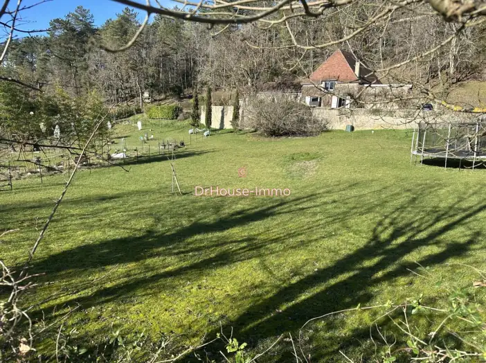 Terrain de 1 153 m² - Boulazac (24750)