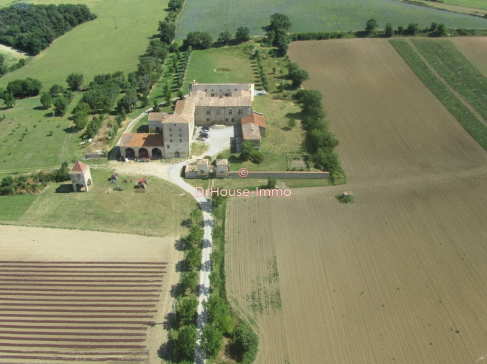 Château de 550m² - 22 pièces
