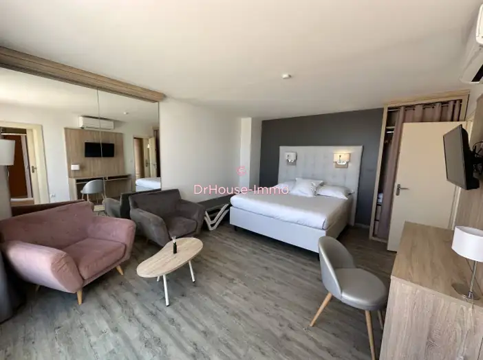 Image des la section Servies