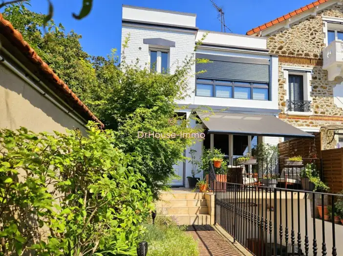 Maison 5 pièces de 137 m² - Saint-Maur-des-Fossés (94100)