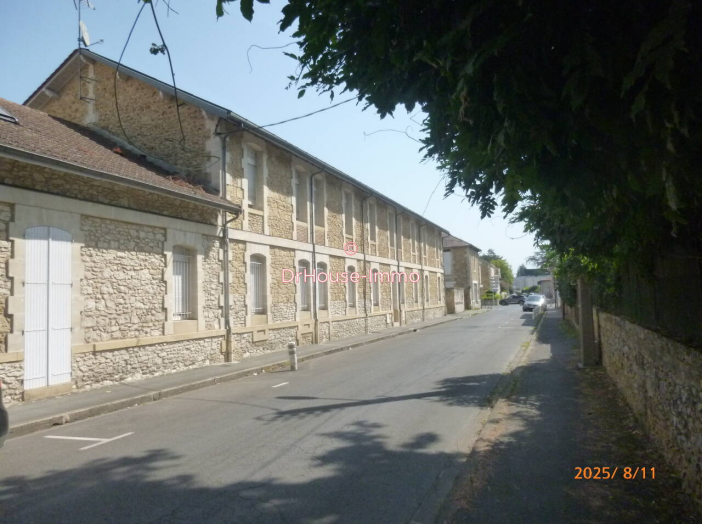 Immeuble de 709m² - 11 pièces