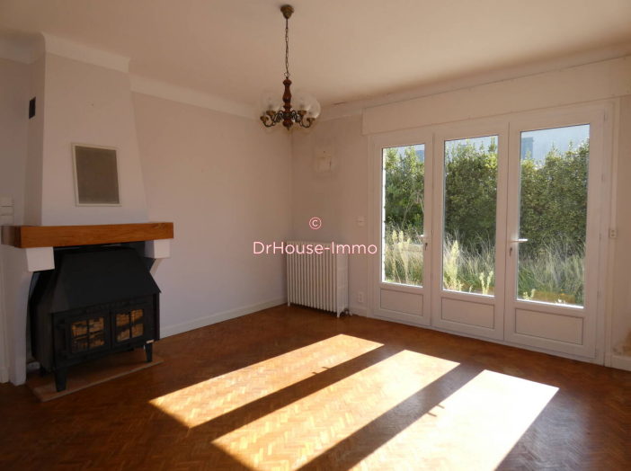 Maison 5 pièces de 110 m² - la cotinière (17310)