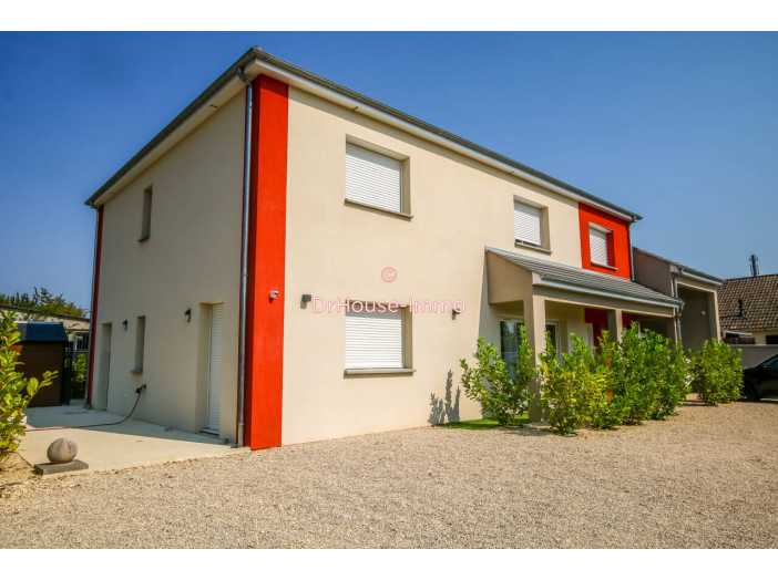 Maison de 208m² - 10 pièces